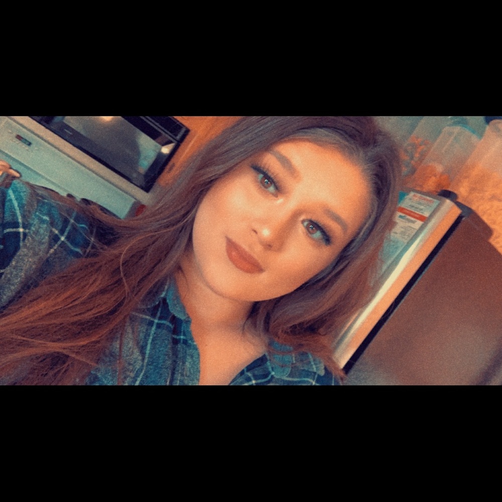 Meet your Posher, Ashlee